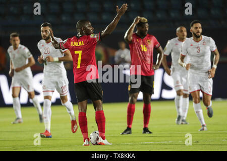 Suez, Ägypten. 24. Juni, 2019. Angolas Djalma Campos reagiert während der 2019 Afrika Cup der Nationen E Fußballspiel zwischen Tunesien und Angola an der Suez Stadion entfernt. Credit: Oliver Weiken/dpa/Alamy leben Nachrichten Stockfoto