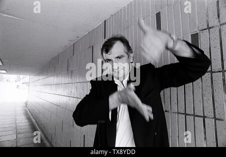 Deutsch Autor Douglas Adams fotografiert in den frühen 90er Jahren. Stockfoto