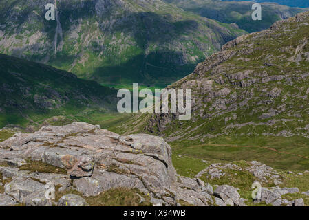 Leiter der Great Langdale vom Hang des Kalten Hecht Stockfoto