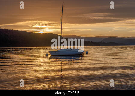 Sonnenuntergang über Windermere Stockfoto