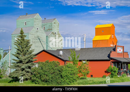 Erbe Korn Terminals, Nanton, Alberta, Kanada Stockfoto