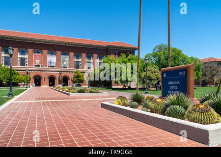 TUCSON, AZ/USA - 11. APRIL 2019: Arizona State Museum auf dem Campus der Universität von Arizona. Stockfoto