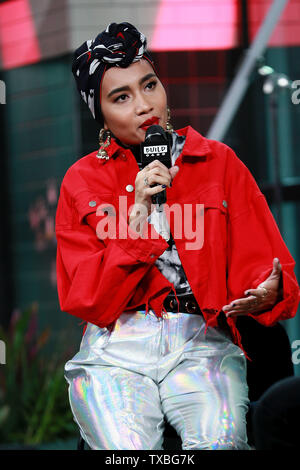 New York, USA. 24 Juni, 2019. ? Yuna? Am bauen Lautsprecher Serie: Diskussion über die neue EP, Dekorieren am Bau Studio. Quelle: Steve Mack/Alamy leben Nachrichten Stockfoto