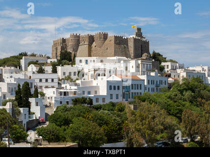 Das Kloster des Hl. Johannes des Theologen. Auf einem Hügel auf der griechischen Insel Patmos. Stockfoto