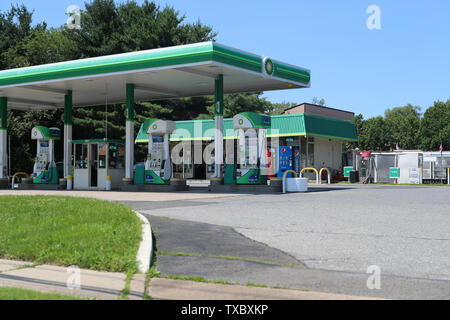 Princeton, New Jersey - 23. Juni 2019: BP oder British Petroleum gas Station im Sommer Tag. British Petroleum ist eine britische multinationale Erdöl und Erdgas compa Stockfoto