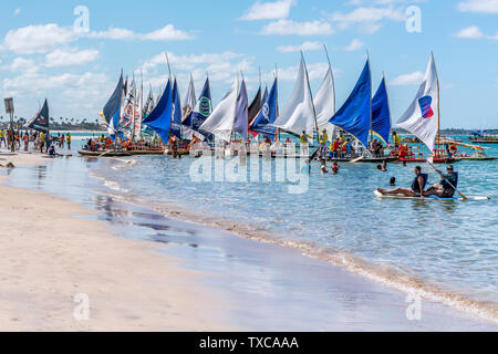 Porto de Galinhas, Ipojuca, Pernambuco, Brasilien - Mai, 2019: Porto de Galinhas ist einer der schönsten Strände der Welt, wo Sie eine können Stockfoto