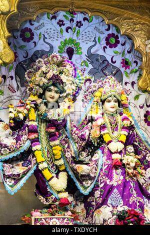 Radha Krishna Götzen, Hare Krishna ISKCON-Tempel, UK, Vereinigtes Königreich Stockfoto