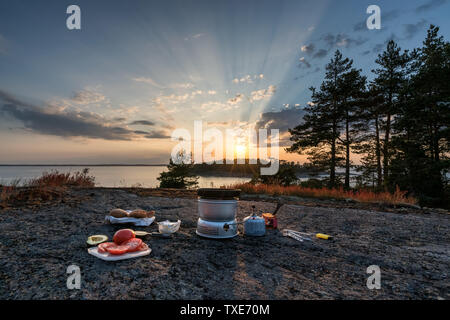 Sonnenuntergang am Bylandet Insel, Kirkkonummi, Finnland Stockfoto