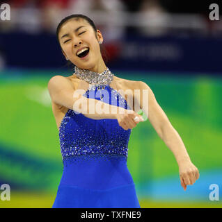 Yu-Na Kim von der Republik Korea reagiert, nachdem ihr kurzes Programm bei den Frauen Eiskunstlauf Wettbewerb bei den Olympischen Winterspielen 2010 in Vancouver, Kanada, die am 25. Februar 2010. UPI/Brian Kersey Stockfoto