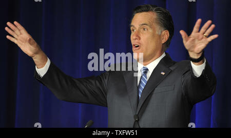 Der republikanische Präsidentschaftskandidat Mitt Romney spricht auf eine Glaube und Freiheit Koalition präsidentenforum am 31. März in Pewaukee, Wisconsin 2012. UPI/Brian Kersey Stockfoto