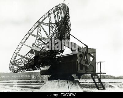 Anti-aircraft Deutsche "Würzburg-Riese" Radar, auch Nacht Kämpfer zu führen. Es hat deisgned wurde von Telefunken. 1942 Stockfoto