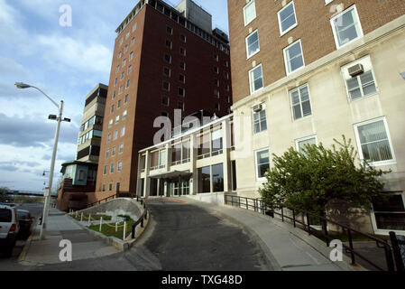 Die Warren Gebäude des Massachusetts General Hospital, wo Senator Edward Kennedy (D-MA) ist ein Patient im Krankenhaus in Boston, Massachusetts, als am 19. Mai 2008 gesehen. Senator Ted Kennedy Tests durchmacht im Krankenhaus, nachdem er zwei Anfälle. (UPI Foto/Matthew Healey) Stockfoto