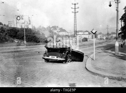 Foto von Heydrichs ist (1904-1942) Mercedes nach seiner Ermordung. Reinhard Tristan Eugen Heydrich hochrangigen deutschen Nazi-Beamten während des zweiten Weltkriegs. Vom 1942 Stockfoto