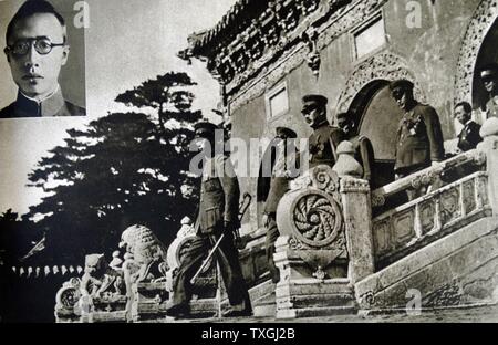 Fotoabzug des Kaisers Puyi (1906 – 1967) Soldaten in der Marionette Zustand von Manchukuo, Mongolei. Vom 20. Jahrhundert Stockfoto