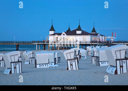 Geographie / Reisen, Deutschland, Mecklenburg-Vorpommern, Seebrücke im Ostseebad Ahlbeck, Inselnutzung, Zusatz-Rechteklärung-Info-nicht-verfügbar Stockfoto