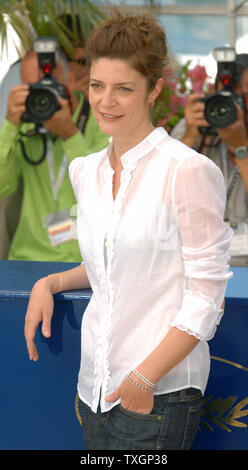 Schauspielerin Chiara Mastroianni, Tochter des französischen star Catherine Deneuve und Italienischen star Marcello Mastroianni, besucht das Fotoshooting für "Les Chansons d'Amour" auf der Terrasse Riviera am 60. Filmfestival in Cannes Cannes, Frankreich am 18. Mai 2007. (UPI Foto/Christine Kauen) Stockfoto