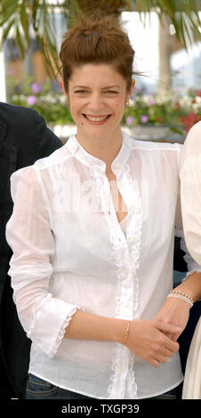 Schauspielerin Chiara Mastroianni, Tochter des französischen star Catherine Deneuve und Italienischen star Marcello Mastroianni, besucht das Fotoshooting für "Les Chansons d'Amour" auf der Terrasse Riviera am 60. Filmfestival in Cannes Cannes, Frankreich am 18. Mai 2007. (UPI Foto/Christine Kauen) Stockfoto