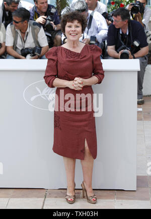 Schauspielerin Imelda Staunton kommt an einem Fotoshooting für den Film "Woodstock" auf der 62. jährlichen Filmfestival in Cannes Cannes, Frankreich am 16. Mai 2009. (UPI Foto/David Silpa) Stockfoto