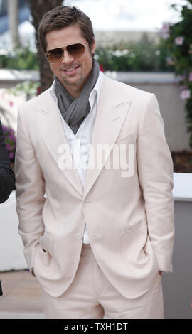 Schauspieler Brad Pitt kommt an einem Fotoshooting für den Film 'Inglourious Basterds' auf der 62. jährlichen Filmfestival in Cannes Cannes, Frankreich am 20. Mai 2009. (UPI Foto/David Silpa) Stockfoto