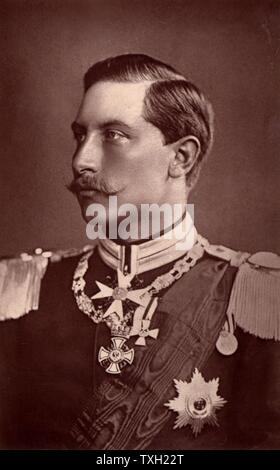 Wilhelm II. (1859-1941), Kaiser von Deutschland 1888-1918. Fotografische Porträt in London im Jahre 1887 veröffentlicht, bevor sein Vater seine kurze Regierungszeit begann als Friedrich II. Von "zwei königlichen Leben" von Dorothea Roberts (London, 1887). Woodburytype. Stockfoto