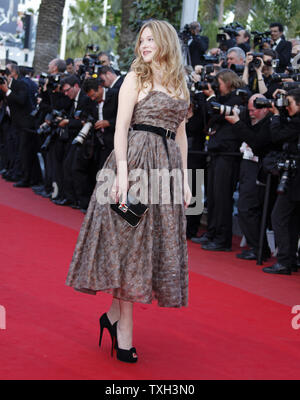 Lea Seydoux kommt auf dem roten Teppich vor der Vorführung des Films "Tournee", die im Rahmen der 63. jährliche Internationale Filmfestspiele von Cannes in Cannes, Frankreich am 13. Mai 2010. UPI/David Silpa Stockfoto