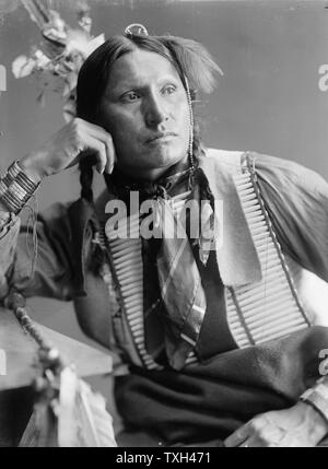 Sioux Häuptling, Indianer, wahrscheinlich ein Mitglied von Buffalo Bill's Wild West Show. Stockfoto