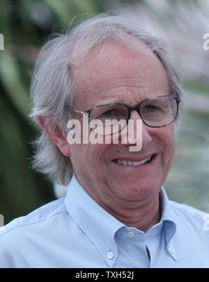 Ken Loach kommt an einem Fotoshooting für den Film 'Route Irish' auf der 63. jährlichen Cannes International Film Festival in Cannes, Frankreich am 21. Mai 2010. UPI/David Silpa Stockfoto