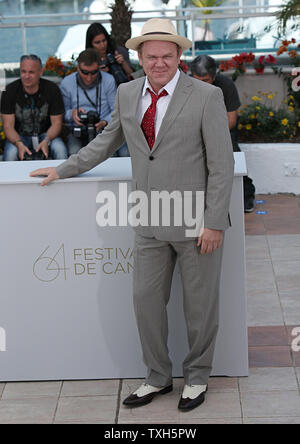 John C. Reilly kommt an einem Fotoshooting für den Film "Wir müssen über Kevin reden" auf der 64. jährlichen Cannes International Film Festival in Cannes, Frankreich am 12. Mai 2011. UPI/David Silpa Stockfoto