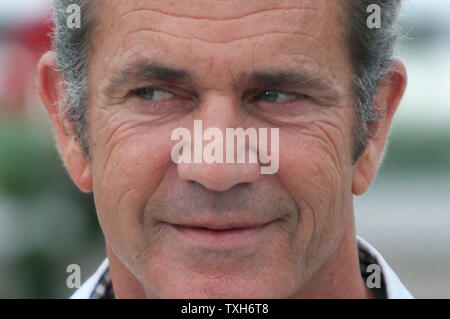 Mel Gibson kommt an einem Fotoshooting für den Film "der Biber" während der 64. jährliche Internationale Filmfestspiele von Cannes in Cannes, Frankreich am 18. Mai 2011. UPI/David Silpa Stockfoto