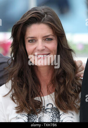 Chiara Mastroianni kommt an einem Fotoshooting für den Film "Les Bien-Aimes" während der 64. jährliche Internationale Filmfestspiele von Cannes in Cannes, Frankreich am 21. Mai 2011. UPI/David Silpa Stockfoto