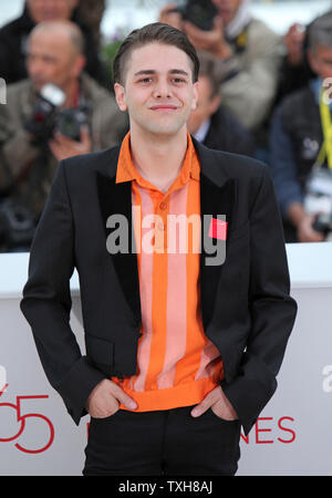 Xavier Dolan ist an einem Fotoshooting für den Film "Laurence sowieso", die im Rahmen der 65. jährliche Internationale Filmfestspiele von Cannes in Cannes, Frankreich am 19. Mai 2012. UPI/David Silpa Stockfoto