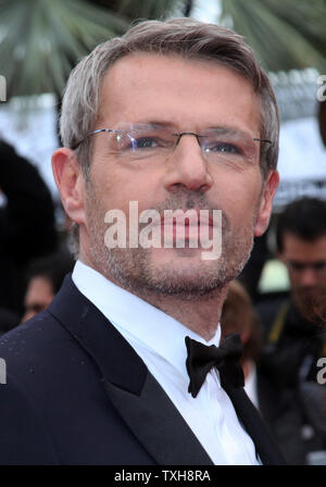 Lambert Wilson kommt auf dem roten Teppich vor der Vorführung des Films "Vous n'avez Encore rien Vu (Du hast ja gesehen Nothin' Noch) während der 65. jährliche Internationale Filmfestspiele von Cannes in Cannes, Frankreich am 21. Mai 2012. UPI/David Silpa Stockfoto