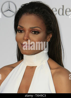 Janet Jackson kommt an der amfAR Cinema gegen AIDS 2012 Gala im Hotel du Cap in Antibes, Frankreich am 24. Mai 2012. Die Veranstaltung, die jedes Jahr während der jährlichen Cannes Film Festival statt, die Kapital für AIDS-Forschung. UPI/David Silpa Stockfoto