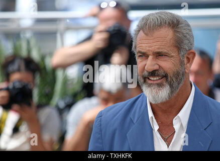 Mel Gibson kommt an einem Fotoshooting für den Film "Blut Vater" während der 69. Internationalen Filmfestspiele von Cannes in Cannes, Frankreich am 21. Mai 2016. Foto von David Silpa/UPI Stockfoto