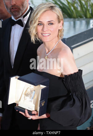 Diane Kruger kommt an der award Fotoshooting nach dem Erhalt der "Beste Schauspielerin" Preis für den Film "Im Fade" während der 70. jährliche Internationale Filmfestspiele von Cannes in Cannes, Frankreich am 28. Mai 2017. Foto von David Silpa/UPI Stockfoto