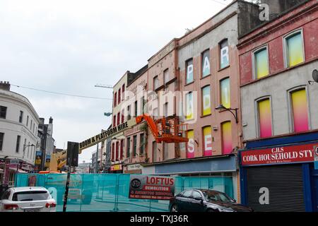 Cork, Irland, 25. Juni 2019. Gebäude auf North Main Street, Cork City, abgerissen werden. Credit: Damian Coleman. Stockfoto