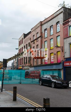 Cork, Irland, 25. Juni 2019. Gebäude auf North Main Street, Cork City, abgerissen werden. Credit: Damian Coleman. Stockfoto