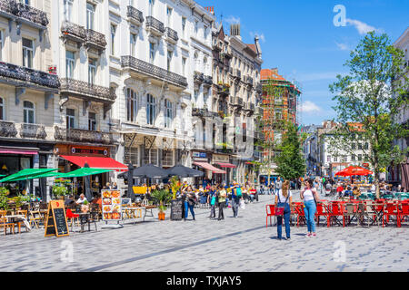 Café Kultur in Stadt Marktplatz, Saint-Gilles Viertel, Brüssel, Belgien. Stockfoto
