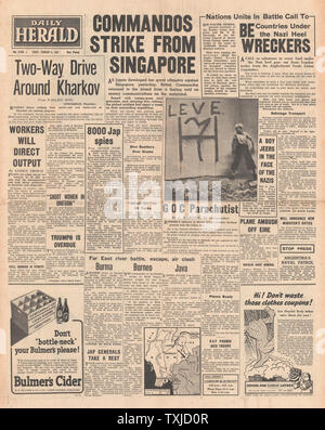 1942 Titelseite Daily Herald Battle für Singapur und Charkow Stockfoto