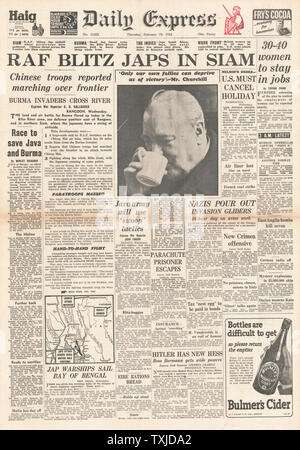 1942 Front Page Daily Express RAF Bombenangriffe in Thailand Stockfoto