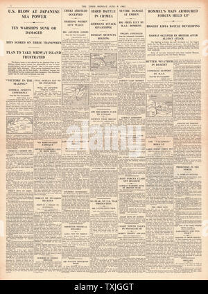 1942 Seite 4 Die Zeiten, Schlacht um Midway, Kampf um Sebastapol, Schlacht von Libyen und RAF-Bombe Emden Stockfoto