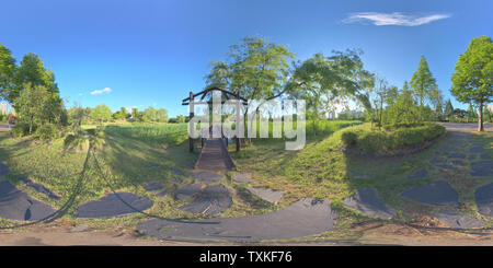 360 Grad Panorama Ansicht von Ansan South Korea - 7. Juni 2019. Panorama 360 Grad Blick in den Park. Wald und Park 360 Bild, VR-AR Inhalt.