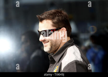 Rennen auto fahrer Tony Stewart vor der NASCAR Sprint Cup All-Star Rennen auf dem Charlotte Motor Speedway in Concord, North Carolina am 19 Mai, 2012. UPI/Nell Redmond. Stockfoto