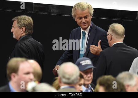 Der niederländische Politiker Geert Wilders ist auf dem Boden der Quicken Loans Arena am Tag zwei der Republican National Convention in Cleveland, Ohio am 19. Juli 2016 gesehen. Donald Trump wird formal akzeptieren Nominierung der Republikanischen Partei für das Amt des Präsidenten in der Nacht zum Donnerstag 21. Juli. Foto von Pete Marovich/UPI Stockfoto