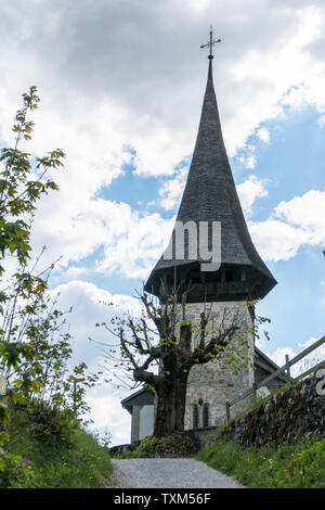 Detaillierte Ansicht des historischen alten Kapelle in Jaunpass Dorf in den Schweizer Alpen Stockfoto