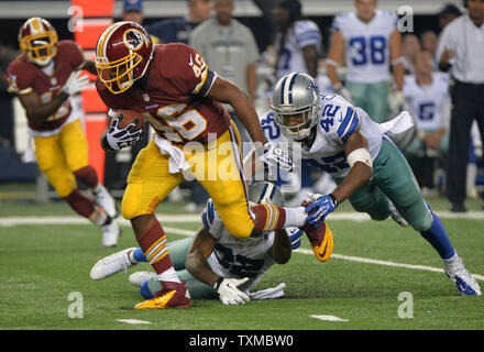 Washington Redskins zurück läuft Alfred Morris läuft gegen die Dallas Cowboys im dritten Quartal bei AT&T Stadium in Arlington, Texas, am 13. Oktober 2013. UPI/Kevin Dietsch Stockfoto