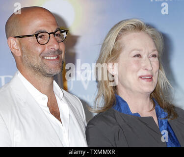 Schauspieler Stanley Tucci und Schauspielerin Meryl Streep kommen an einem Fotoshooting für den Film "Julie & Julia", die im Rahmen der 35. Tagung der American Film Festival von Deauville in Deauville, Frankreich Am 5. September 2009. UPI/David Silpa Stockfoto