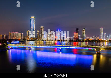 Shenzhen Houhai Licht zeigen zum 40. Jahrestag der Reform und Öffnung Stockfoto