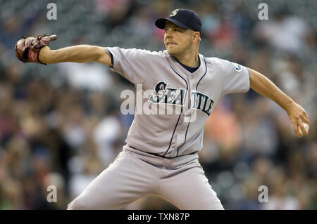 Seattle Mariners Krug Jarrod Washburn ist der Verlust gegen die Colorado Rockies at Coors Field in Denver am 12. Juni. 2009. Die Rockies schlagen die Seemänner 6-4 und streckte ihre Erfolgsserie auf neun Spiele. (UPI Foto/Gary C. Caskey) Stockfoto