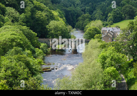 Die Grüne Brücke über den Fluss Swale in Richmond Swaledale North Yorkshire Stockfoto